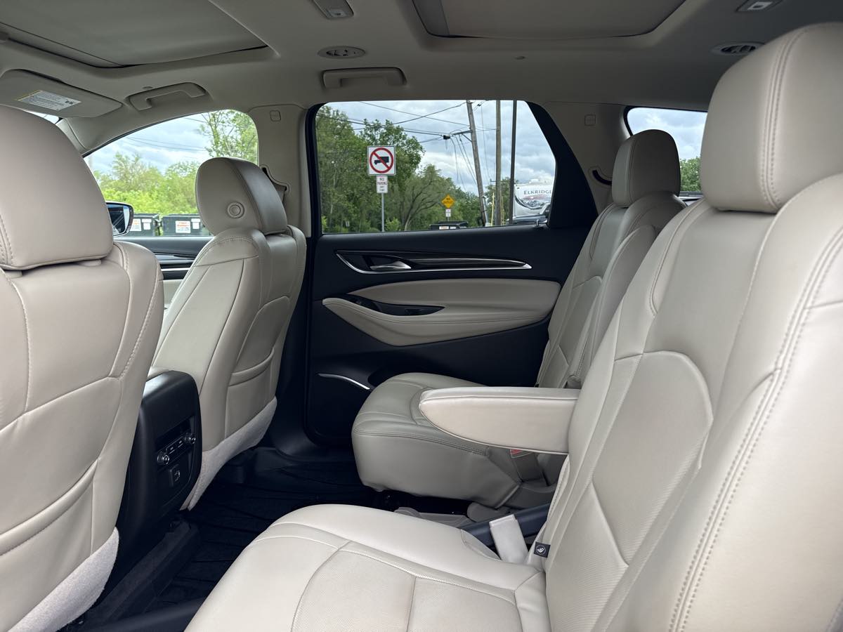 2019 Buick Enclave Essence - Photo 12
