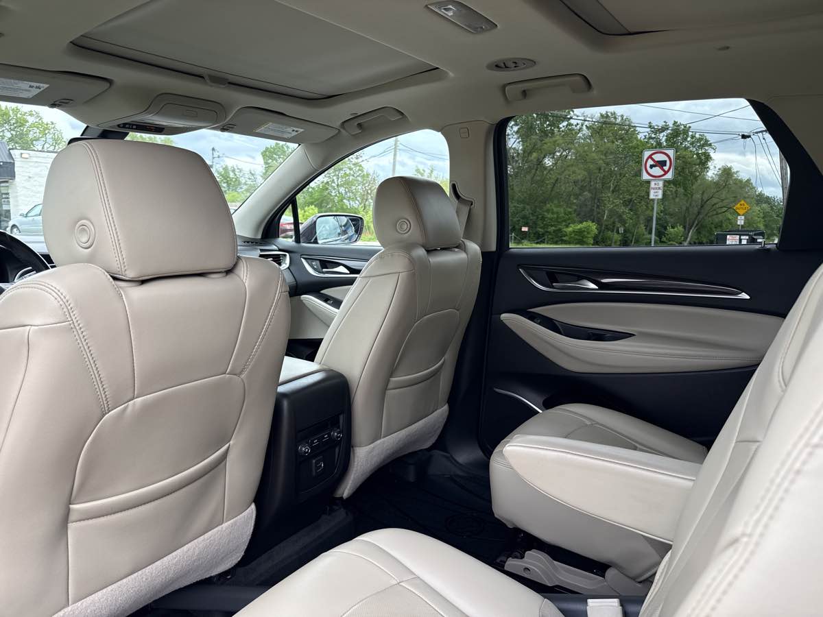 2019 Buick Enclave Essence - Photo 13