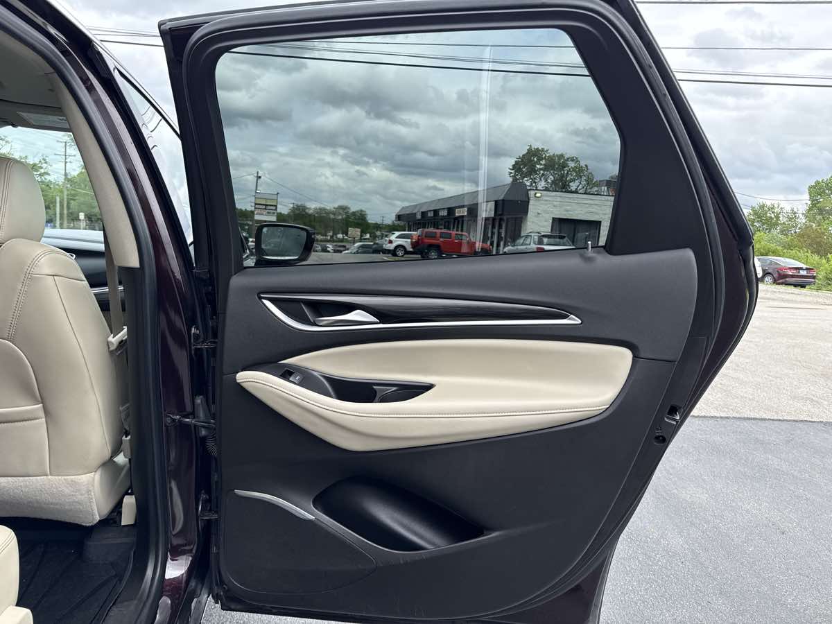 2019 Buick Enclave Essence - Photo 23
