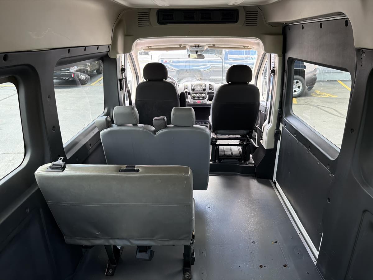 Photo 30 of this Ram ProMaster Cargo Van