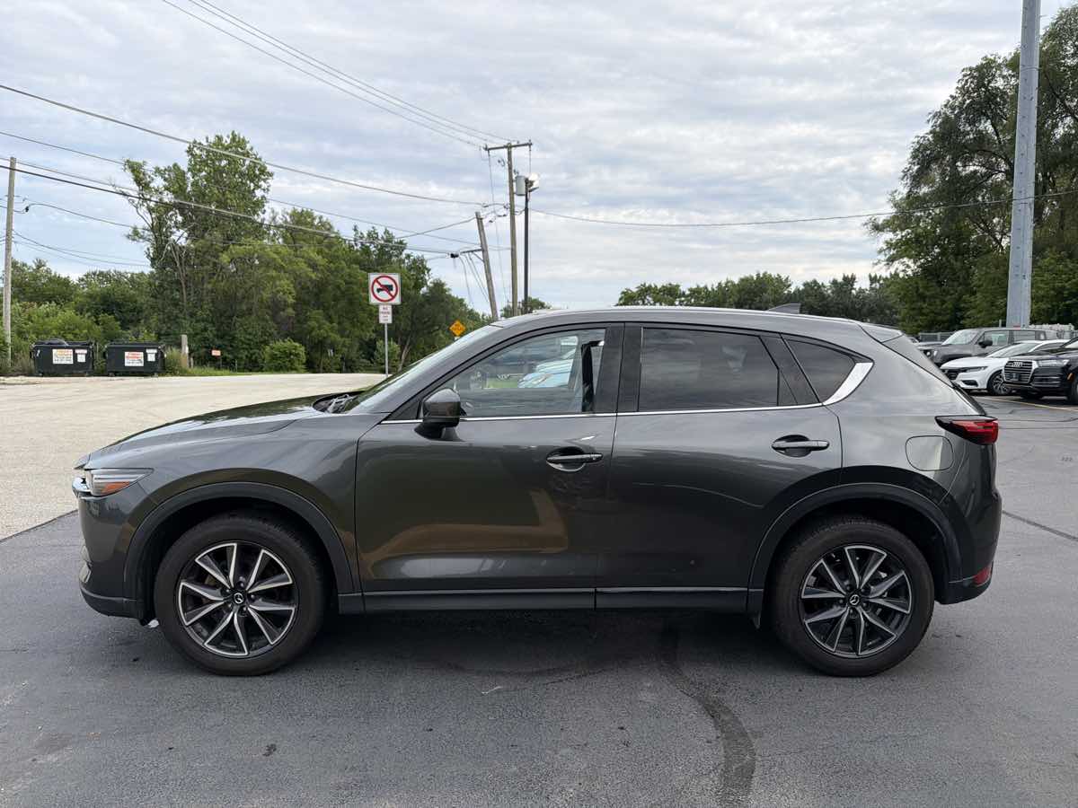 View vehicle photo 6