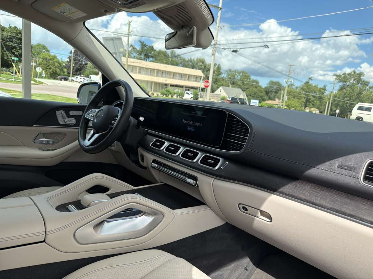 2020 Mercedes-Benz GLS GLS450 - Photo 25