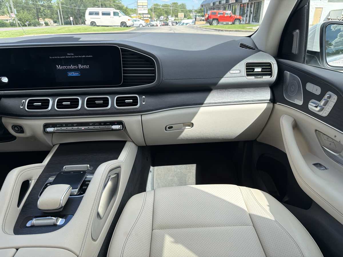2020 Mercedes-Benz GLS GLS450 - Photo 31