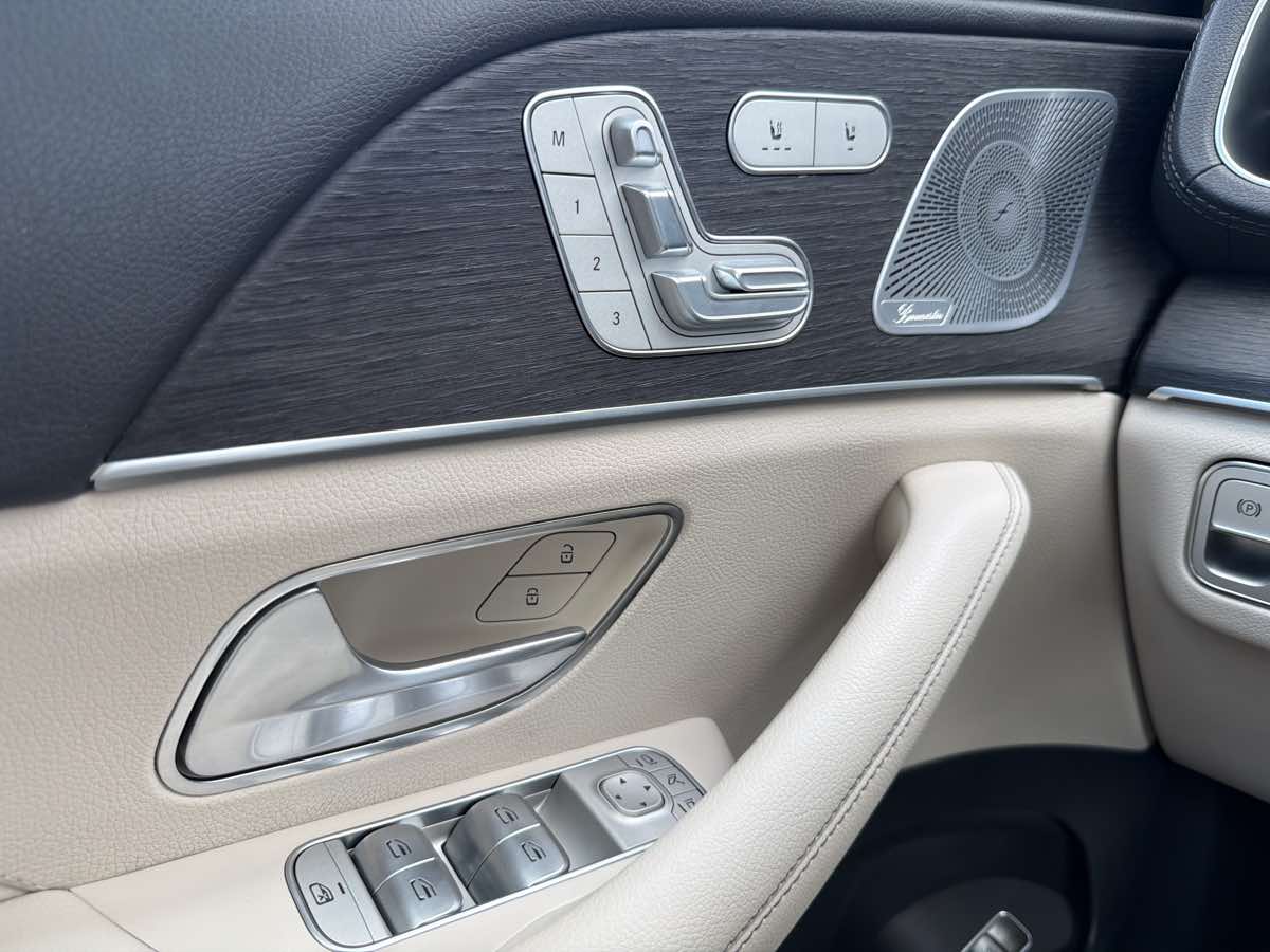 2020 Mercedes-Benz GLS GLS450 - Photo 33