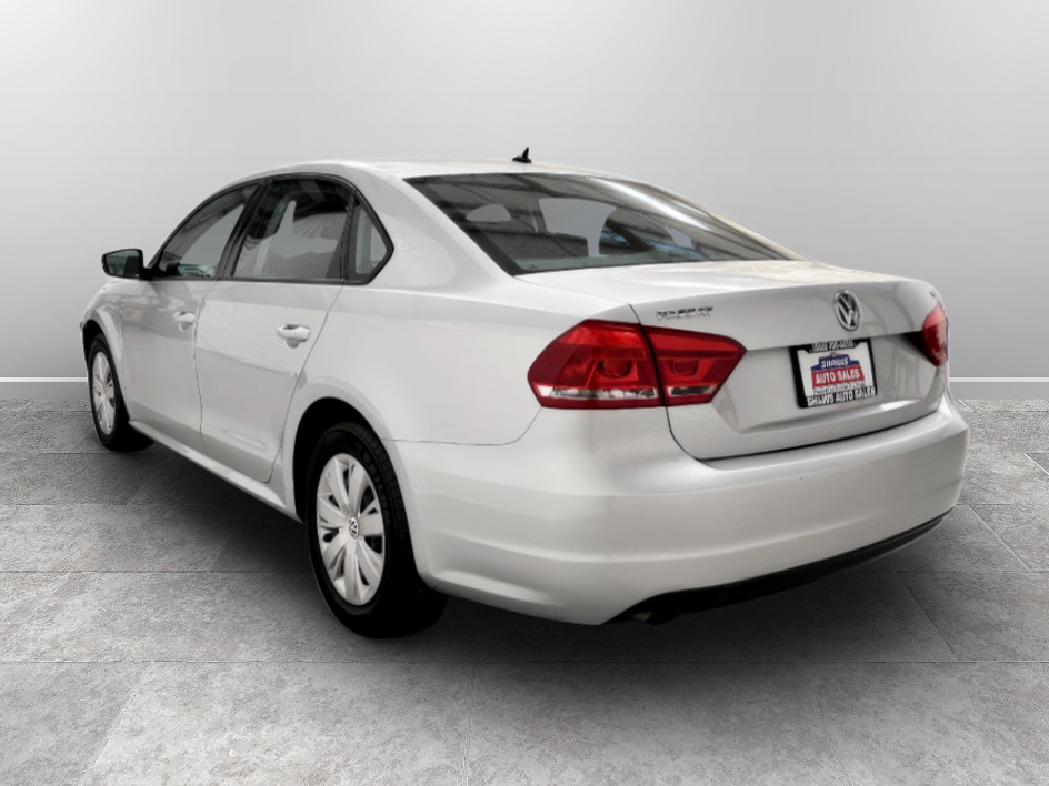 2015 Volkswagen Passat S - Photo 5
