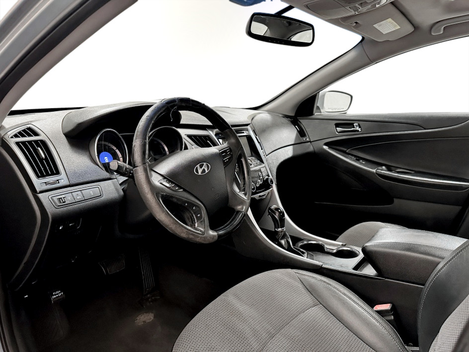 2011 Hyundai Sonata SE - Photo 8
