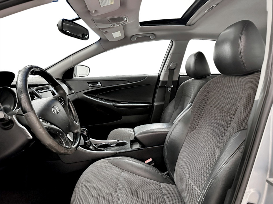 2011 Hyundai Sonata SE - Photo 9