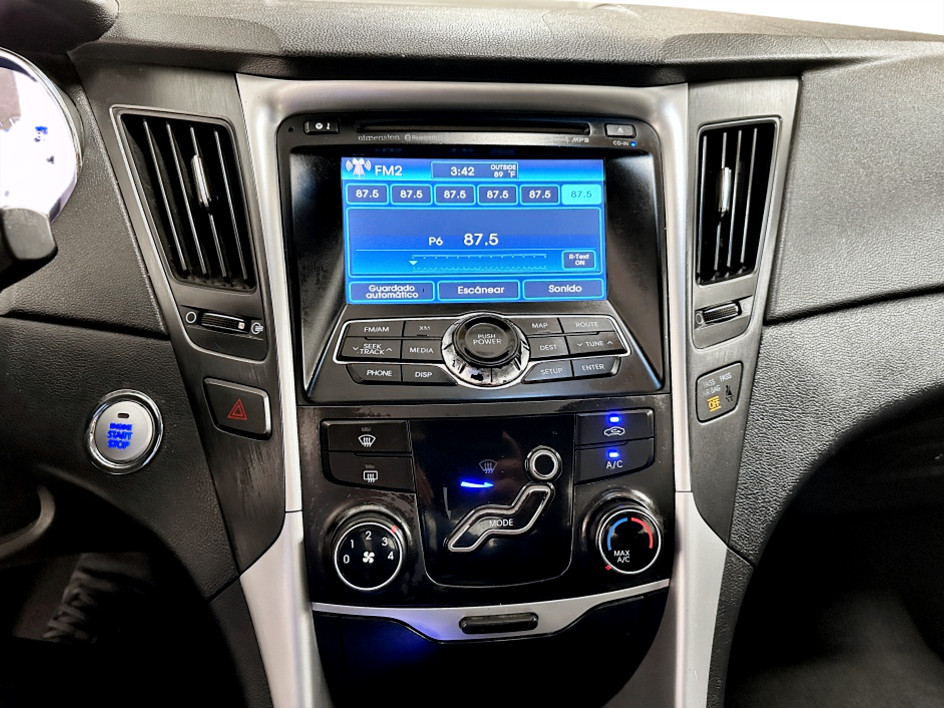2011 Hyundai Sonata SE - Photo 14