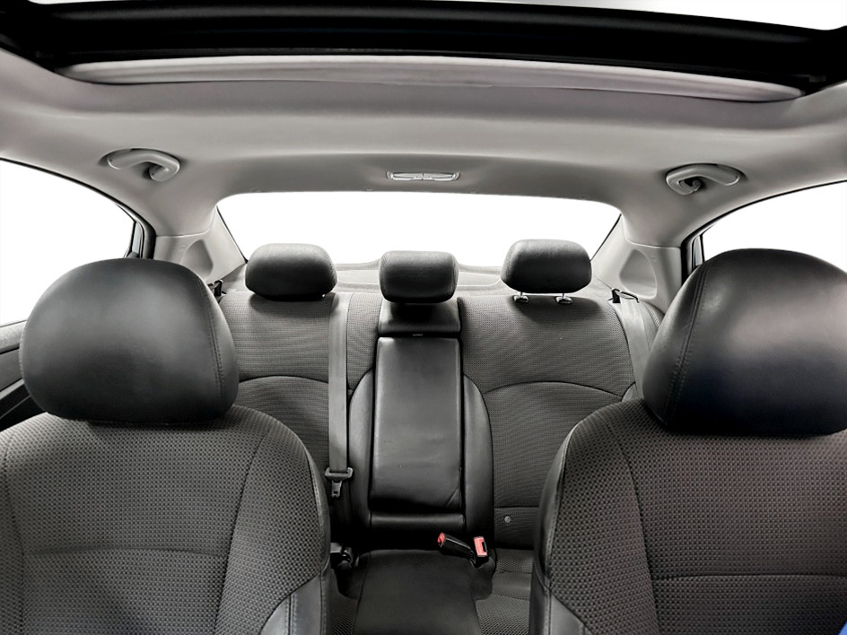 2011 Hyundai Sonata SE - Photo 21