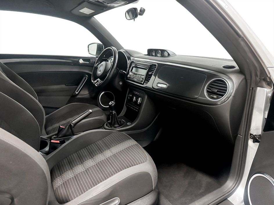 2012 Volkswagen Beetle 2.0 - Photo 16