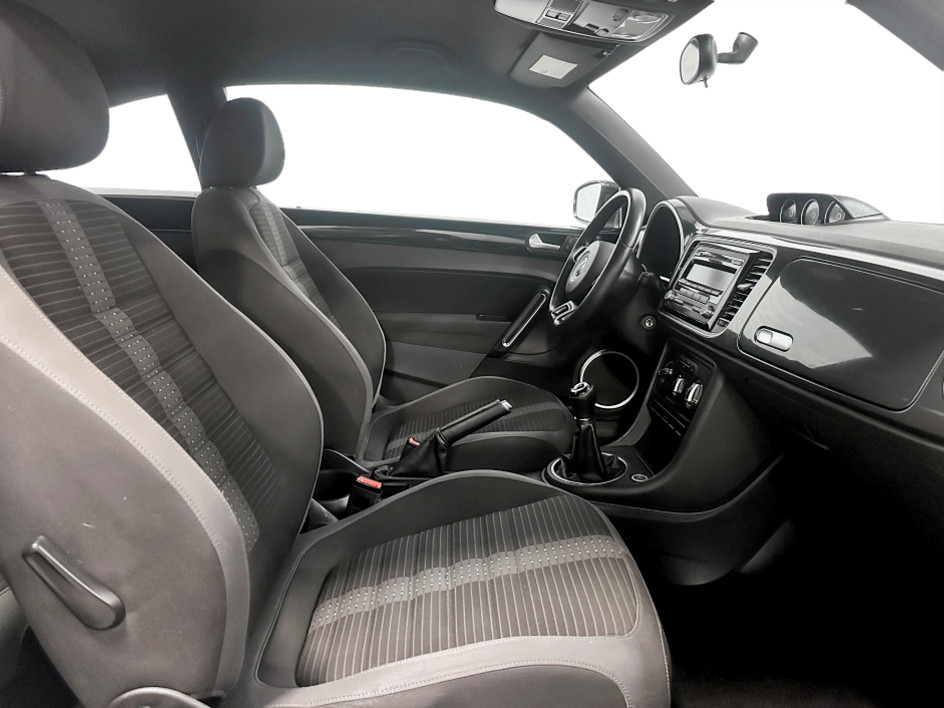 2012 Volkswagen Beetle 2.0 - Photo 17