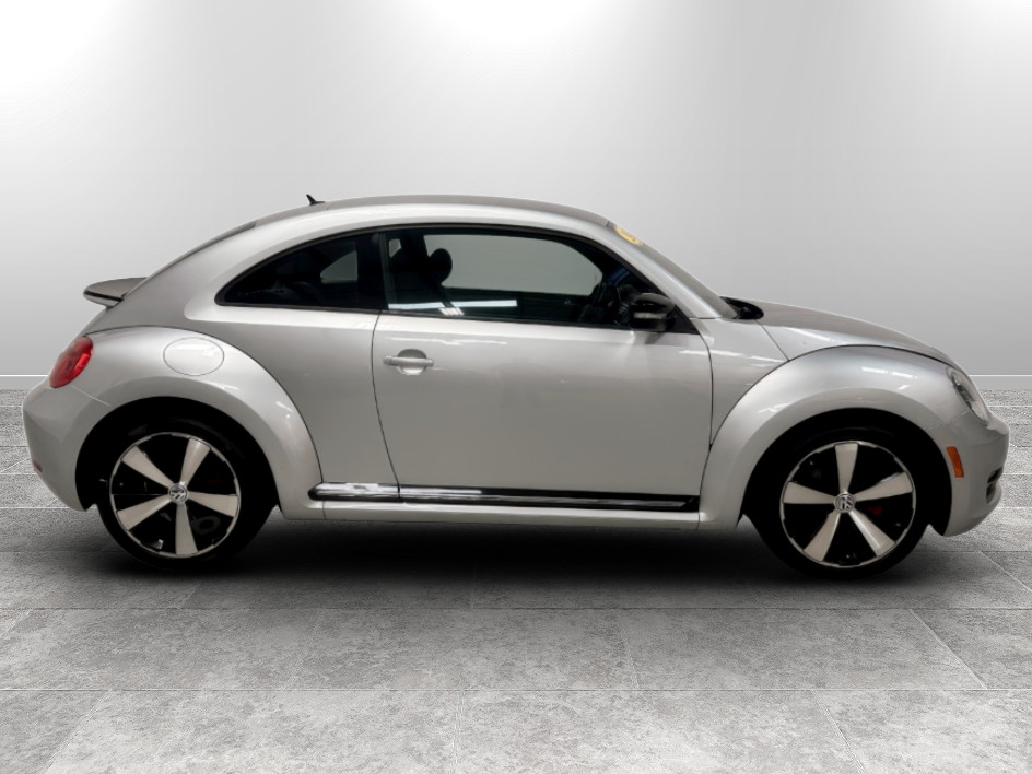 2012 Volkswagen Beetle 2.0 - Photo 2