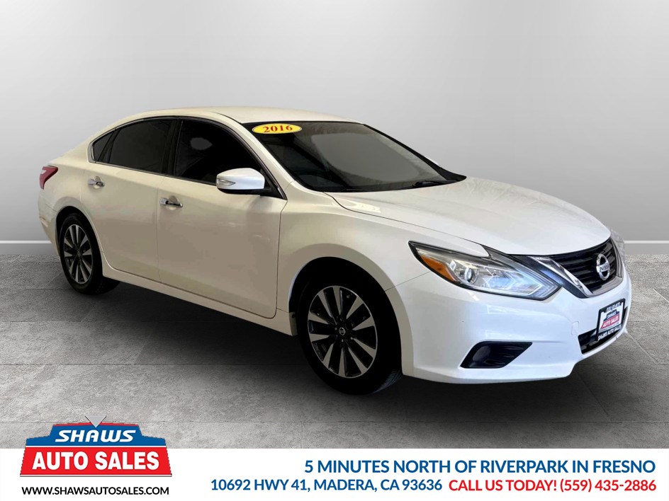 2016 Nissan Altima 2.5 SL's photo