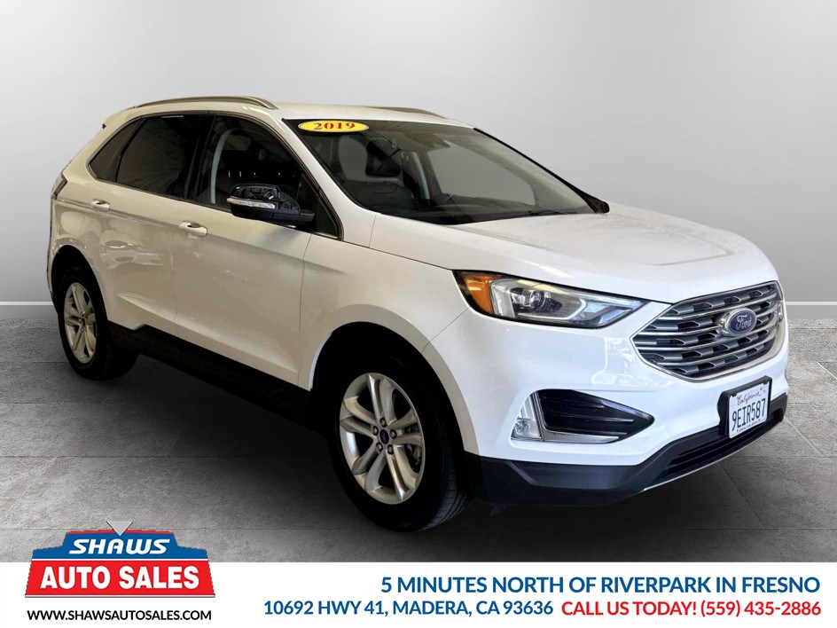 2019 Ford Edge SEL's photo