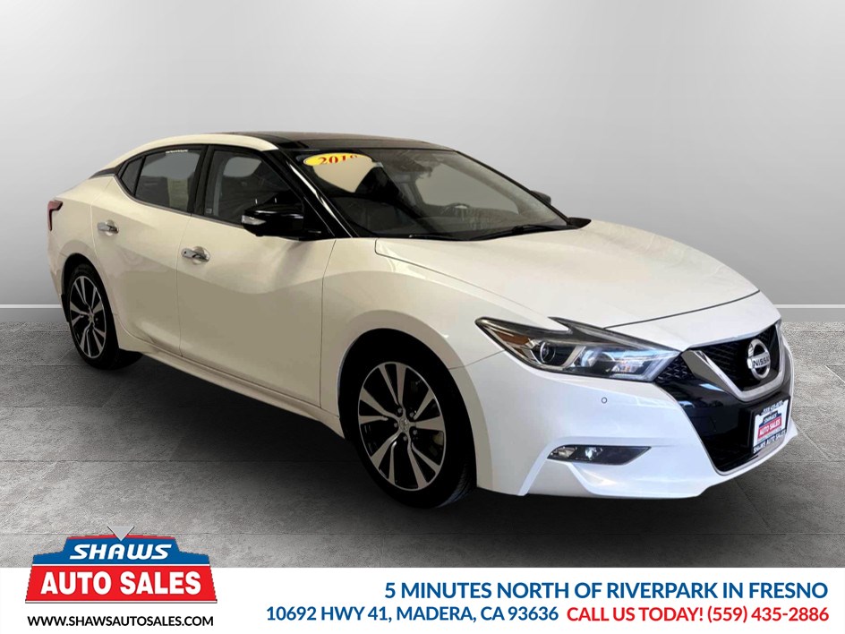 2018 Nissan Maxima Platinum's photo