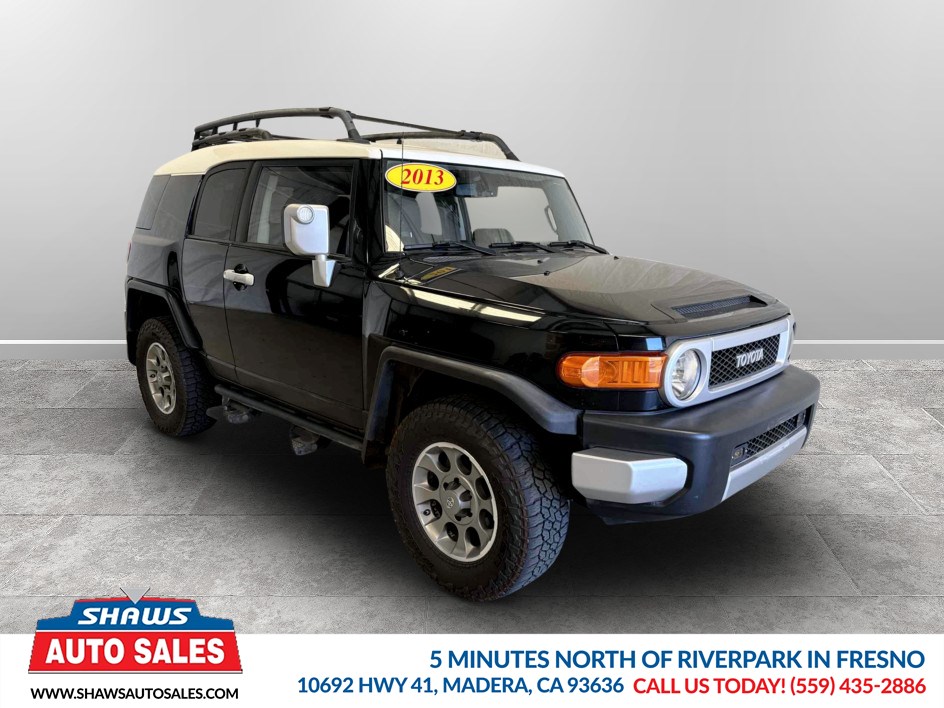2013 Toyota FJ Cruiser 4x4 AT's photo