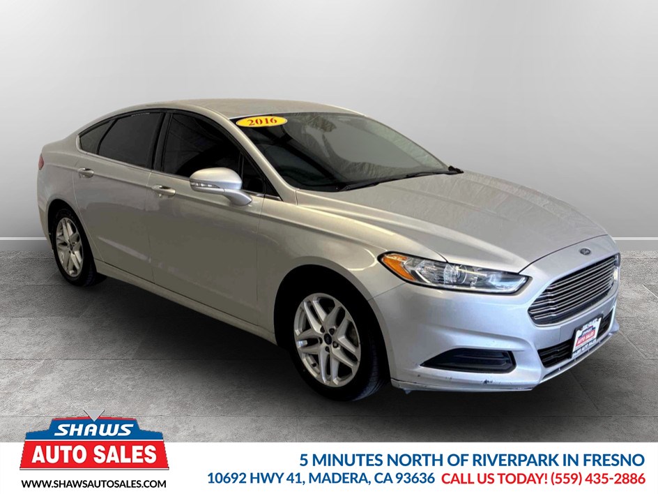 2016 Ford Fusion SE