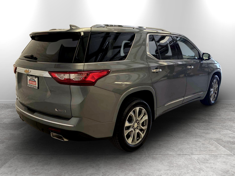 Photo 4 of this Chevrolet Traverse
