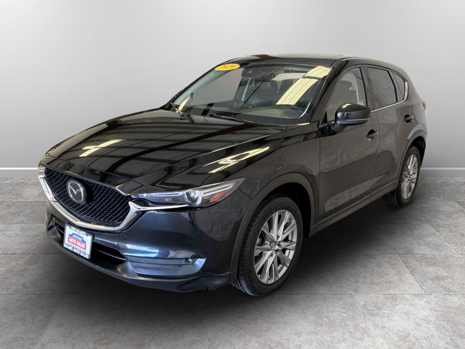 Photo 7 of this Mazda CX-5
