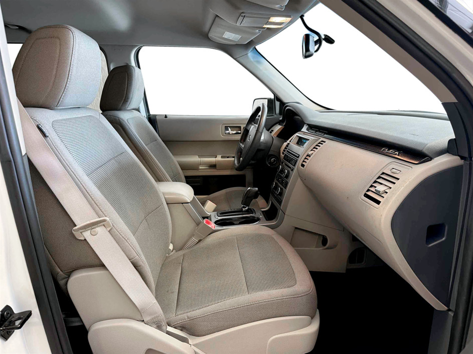 Photo 16 of this Ford Flex