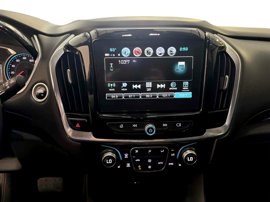 Photo 13 of this Chevrolet Traverse