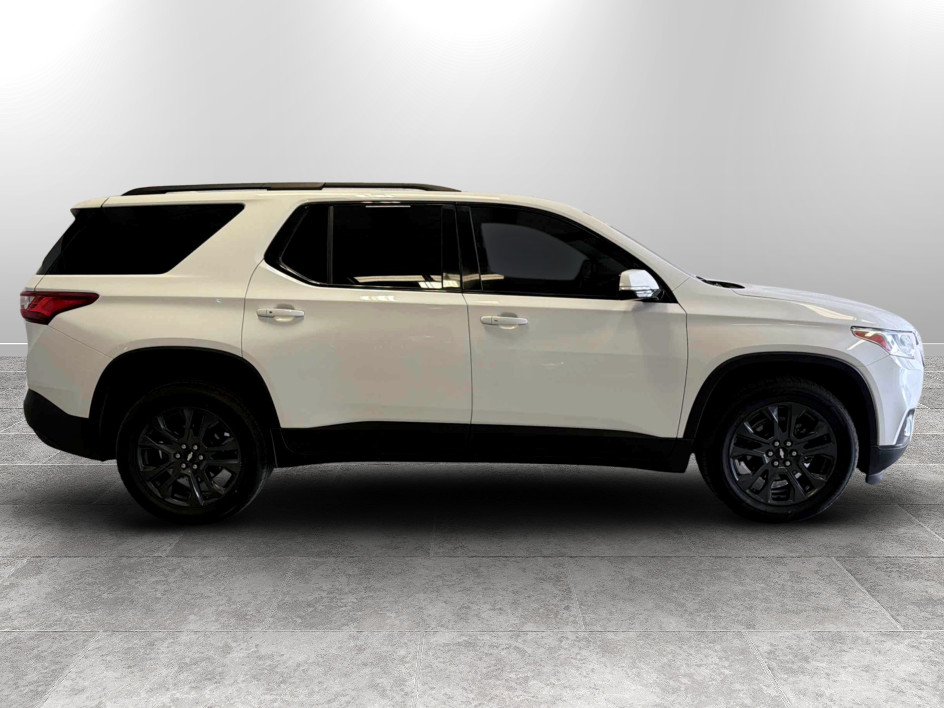 Photo 3 of this Chevrolet Traverse