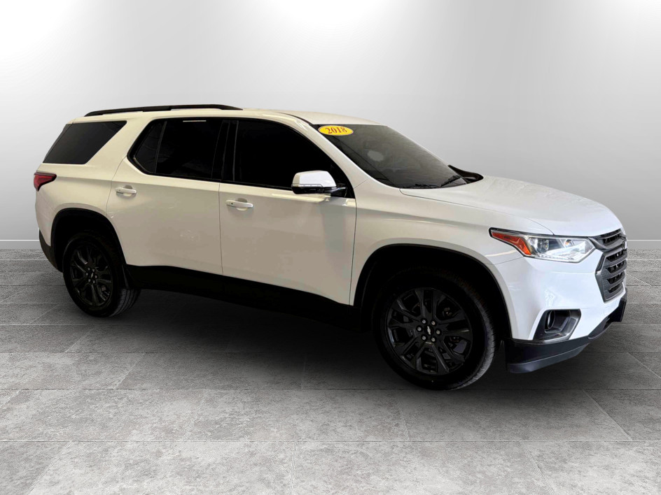 Photo 2 of this Chevrolet Traverse