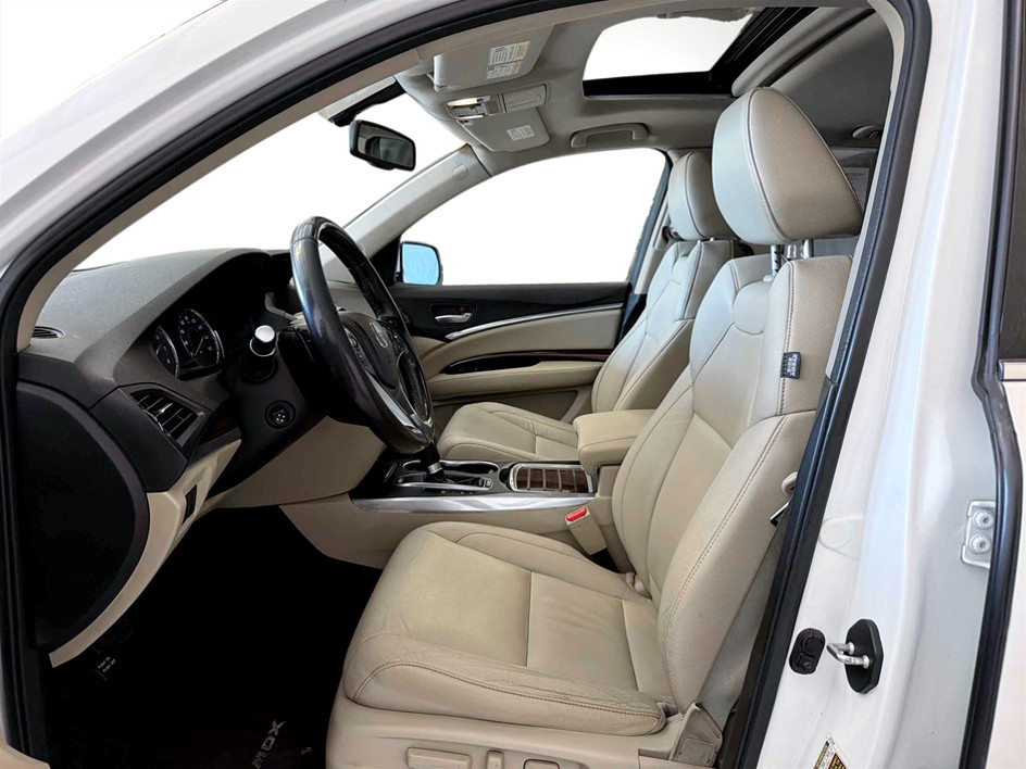 Photo 10 of this Acura MDX
