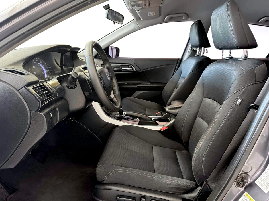 Photo 10 of this Honda Accord Sedan