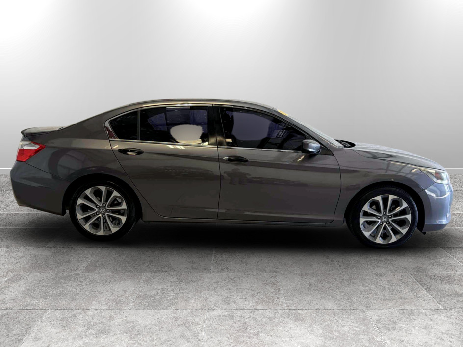 Photo 3 of this Honda Accord Sedan