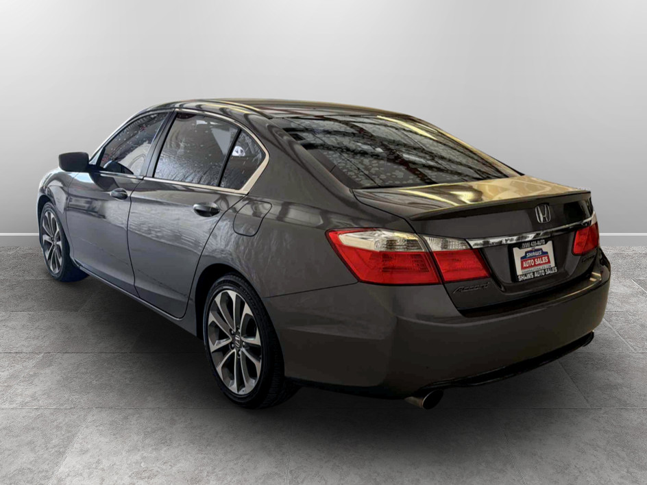 Photo 6 of this Honda Accord Sedan