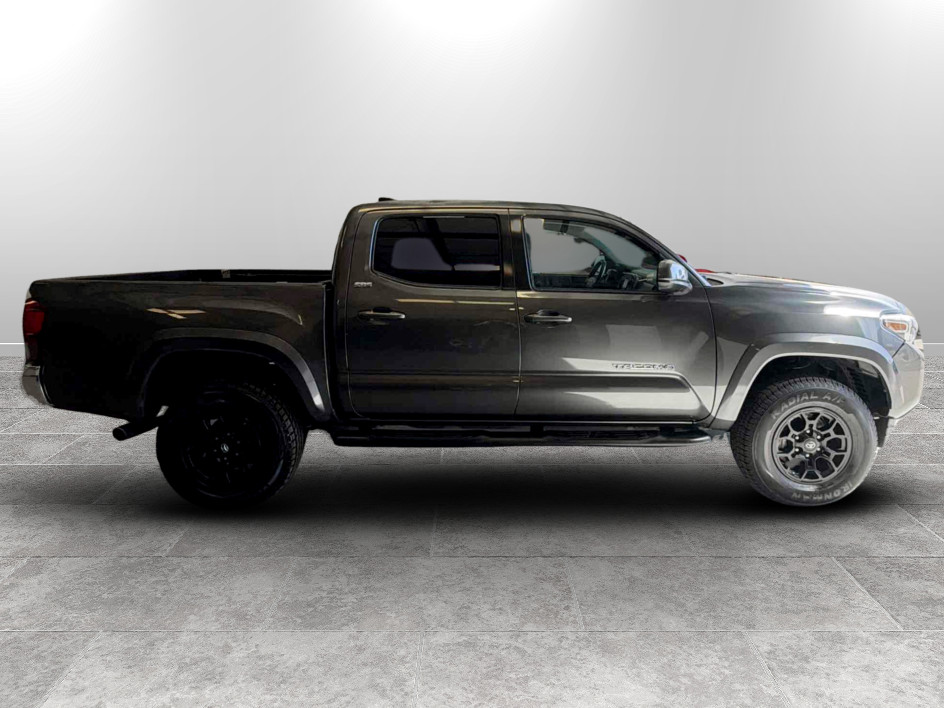 Photo 3 of this Toyota Tacoma 2WD
