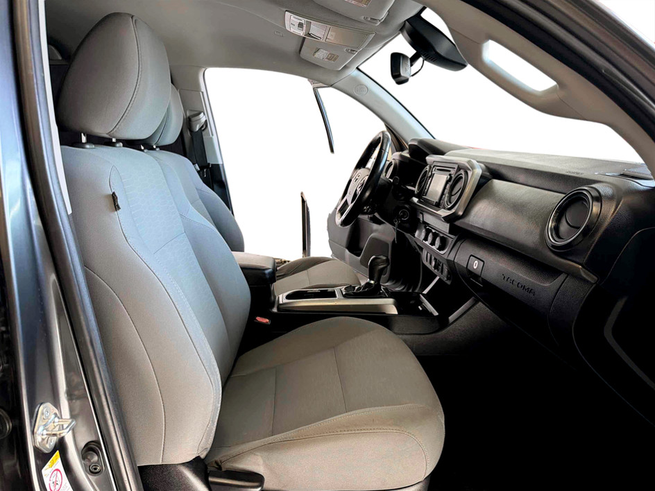 Photo 16 of this Toyota Tacoma 2WD