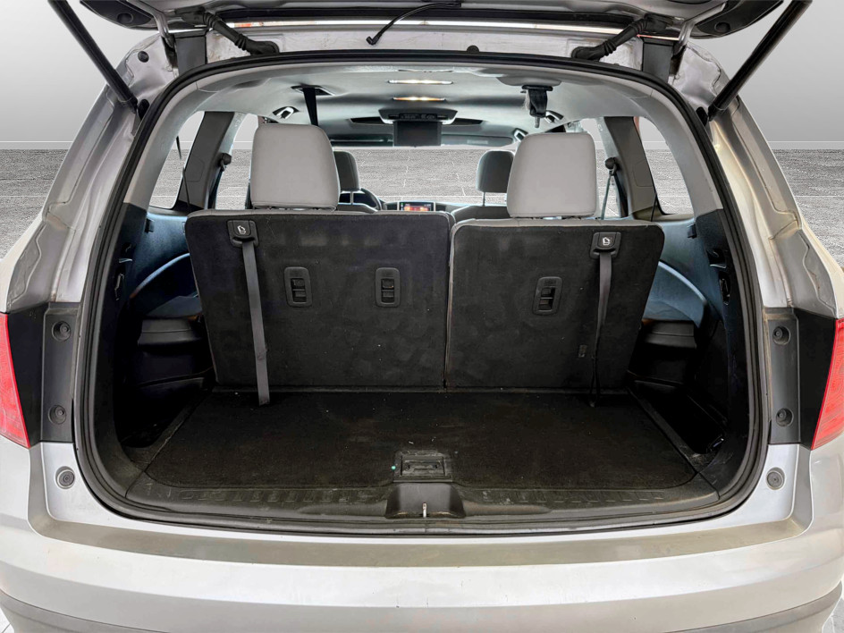 Photo 19 of this Honda Pilot