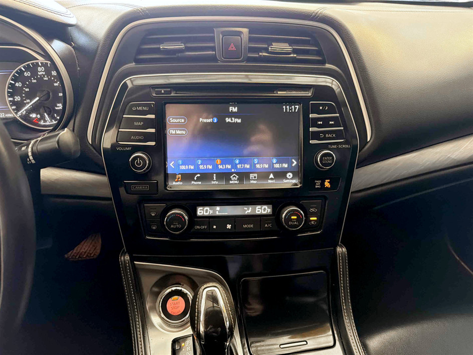 Photo 13 of this Nissan Maxima