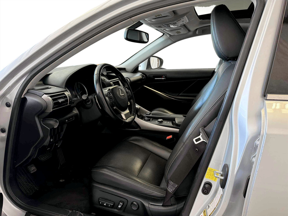 Photo 9 of this Lexus IS 250