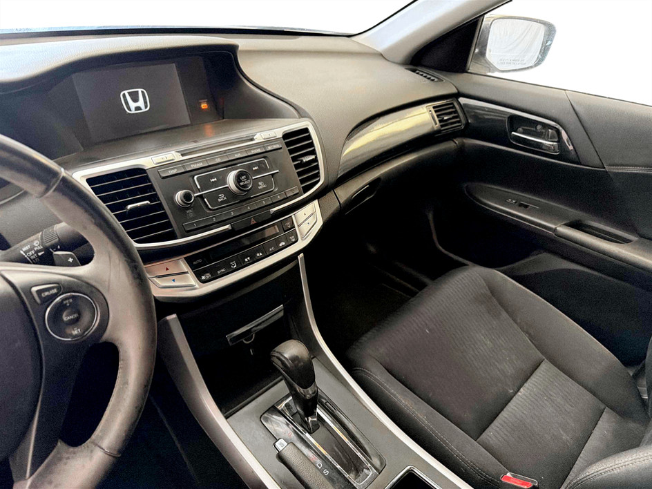 Photo 12 of this Honda Accord Sedan