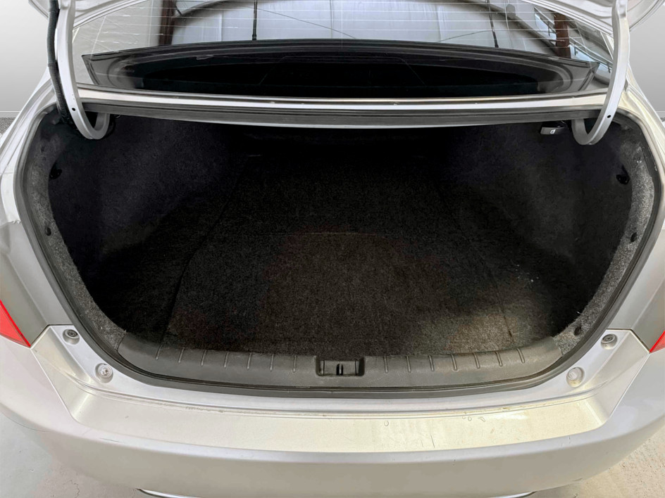 Photo 20 of this Honda Accord Sedan