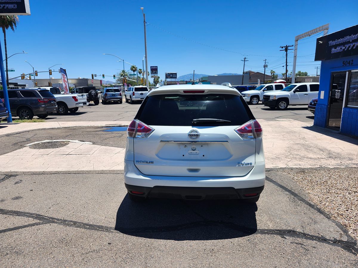 Nissan Rogue photo 12