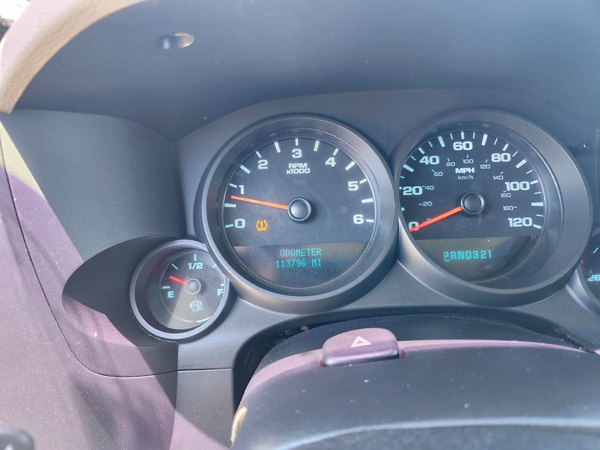Chevrolet Silverado photo 25