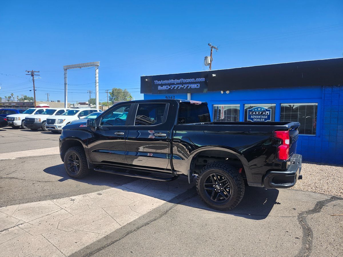 Chevrolet Silverado photo 4