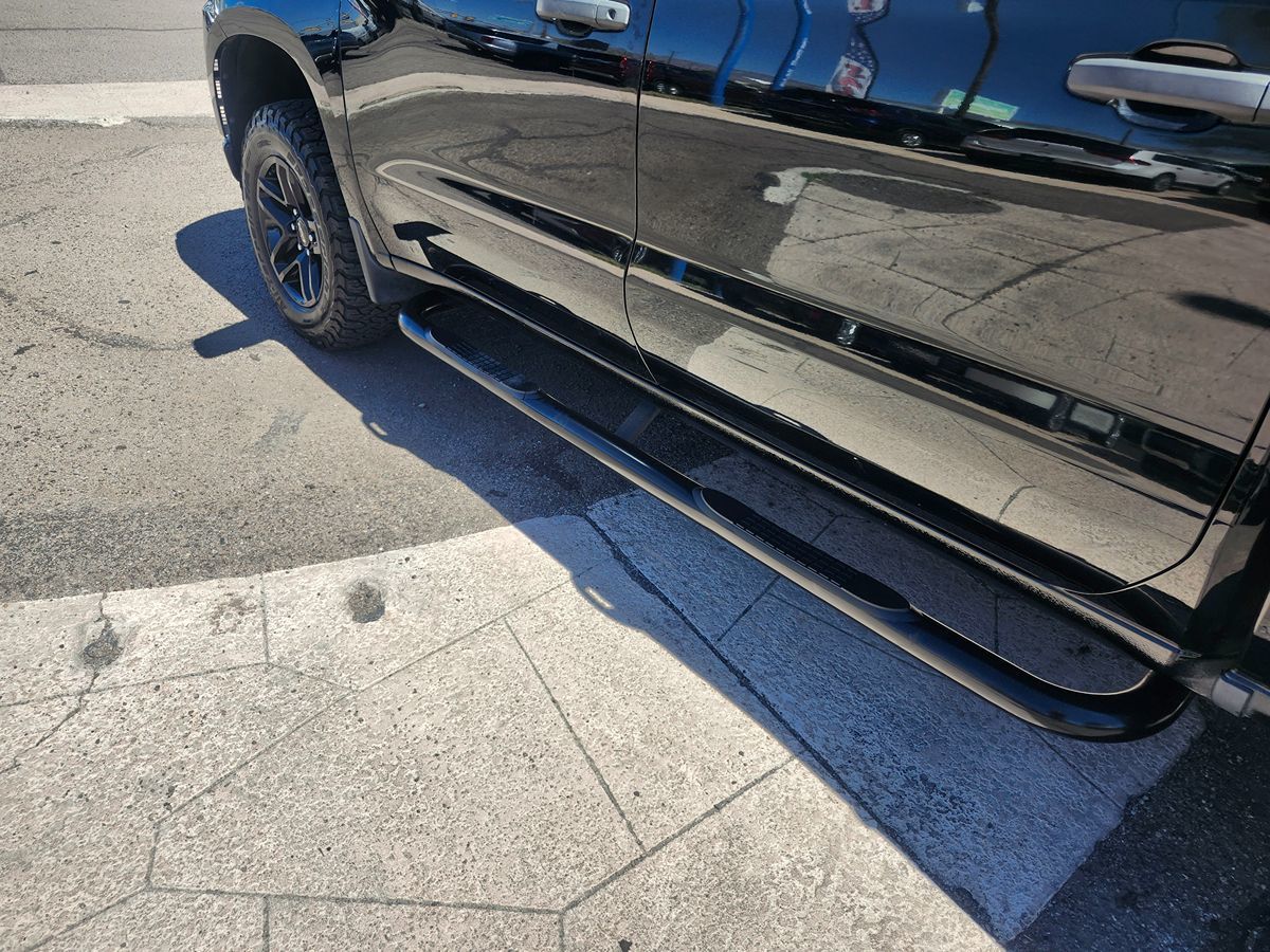 Chevrolet Silverado photo 13