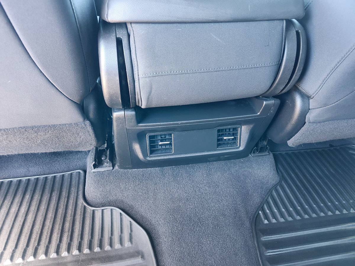 Chevrolet Silverado photo 31