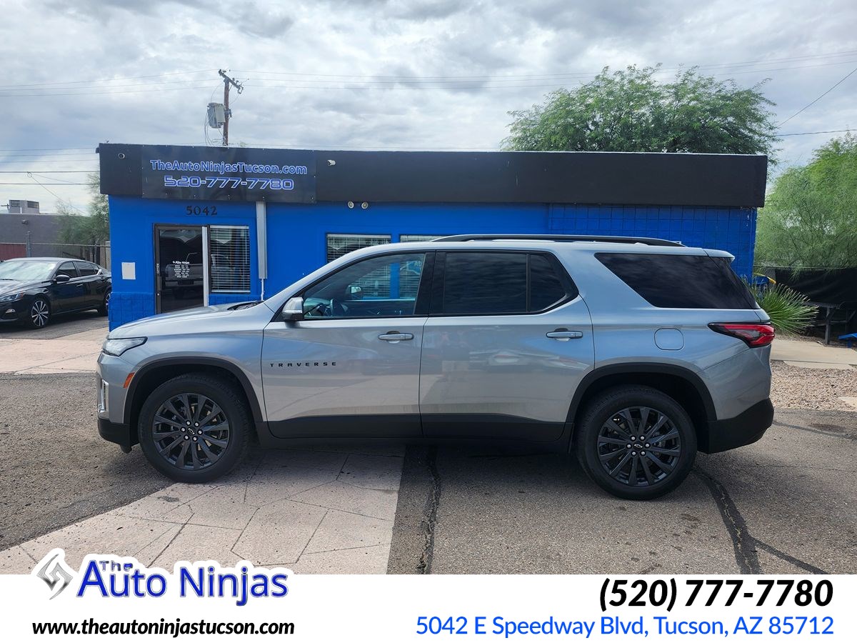 2023 Chevrolet Traverse RS