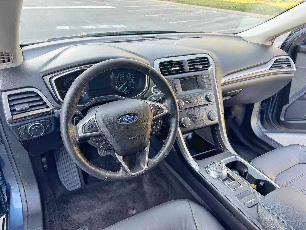 2018 Ford Fusion SE - Photo 10