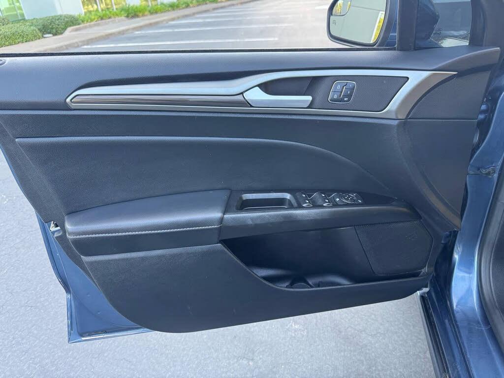 2018 Ford Fusion SE - Photo 22