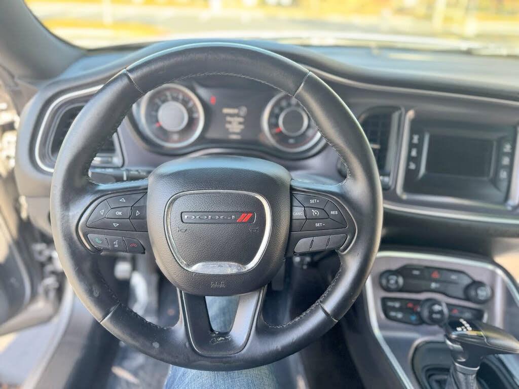 2016 Dodge Challenger SXT - Photo 22