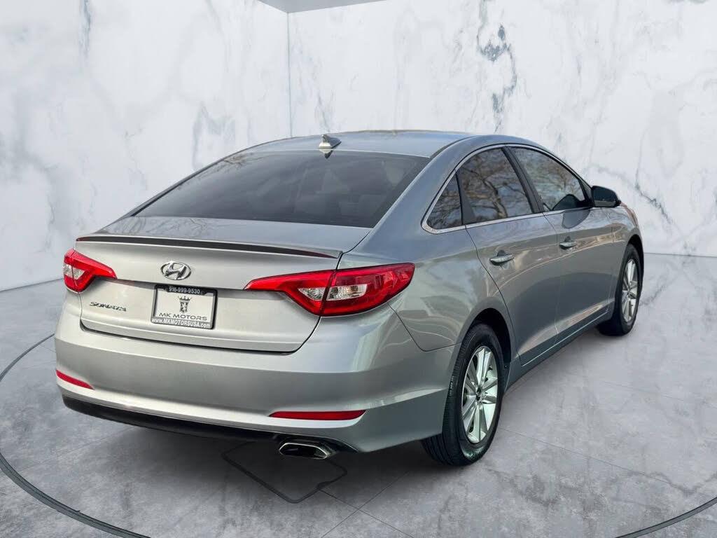 2017 Hyundai Sonata SE - Photo 7
