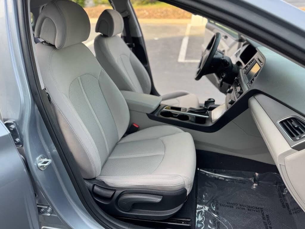 2017 Hyundai Sonata SE - Photo 15