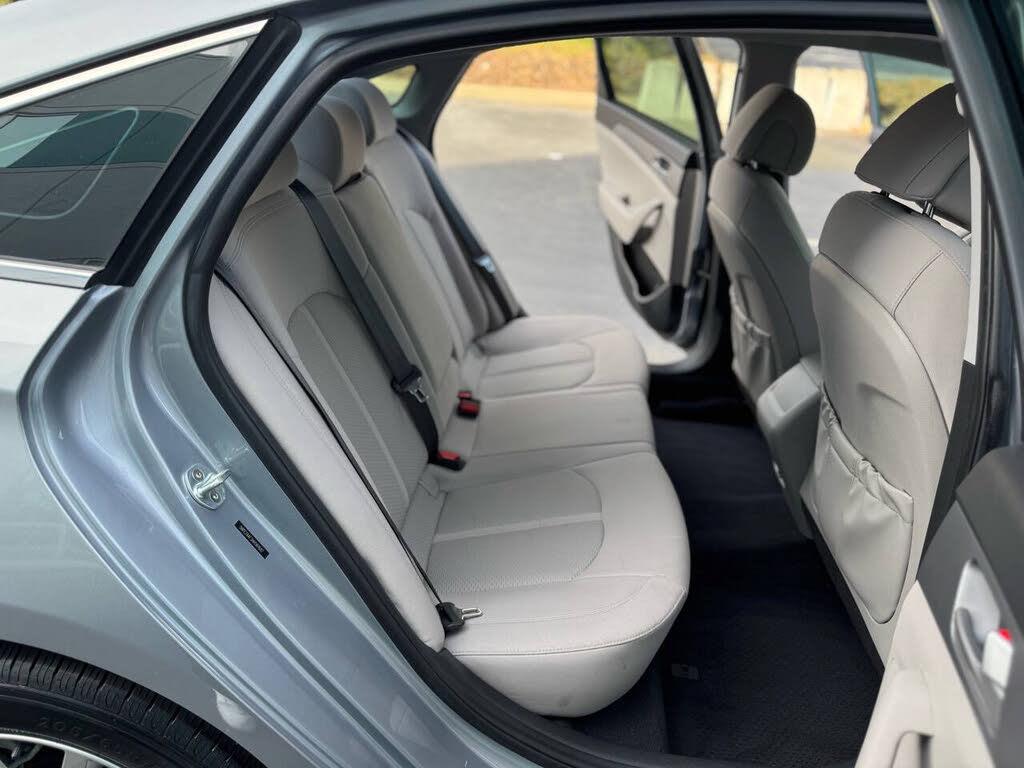 2017 Hyundai Sonata SE - Photo 18